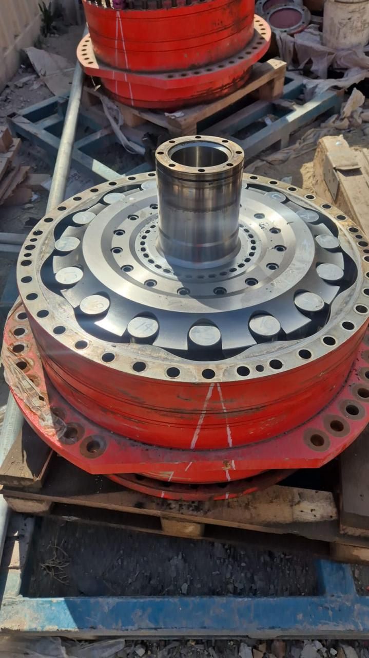 Motor hidráulico de pistones radiales en servicio